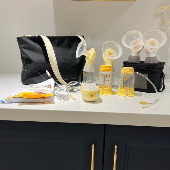 Medela Freestyle Flex Portable Electric Breast Pump - Picture 2 of 8